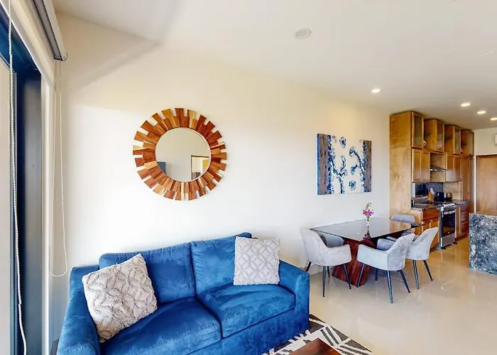 Ground-floor With Ocean View, Pool, Gym, Hot Tub, & Washer/dryer Сasa de vacaciones